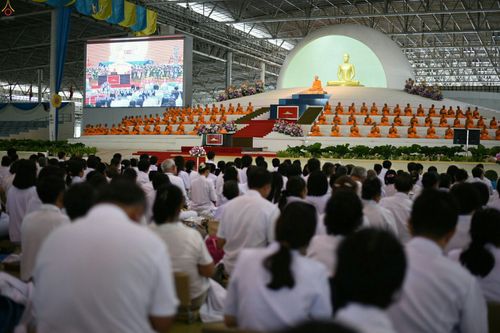 ภาพ No.26213:ประมวลภาพพิธีทอดผ้าป่าธรรมชัยเพื่องานพระพุทธศาสนาทั่วไทย