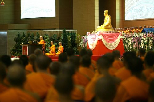 ภาพ No.26219:ประมวลภาพพิธีทอดผ้าป่าธรรมชัยเพื่องานพระพุทธศาสนาทั่วไทย