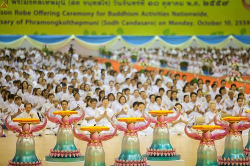ภาพ No.26225:ประมวลภาพพิธีทอดผ้าป่าธรรมชัยเพื่องานพระพุทธศาสนาทั่วไทย