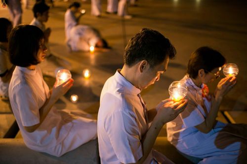 ภาพ No.26231:ประมวลภาพพิธีทอดผ้าป่าธรรมชัยเพื่องานพระพุทธศาสนาทั่วไทย