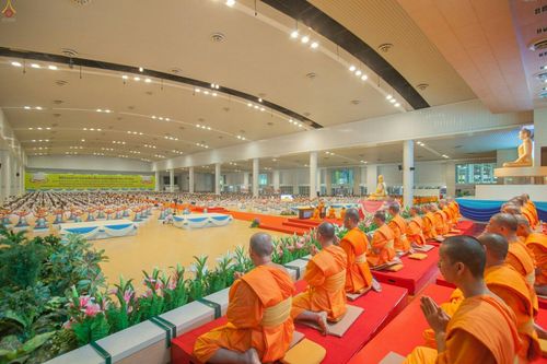 ภาพ No.26239:ประมวลภาพพิธีทอดผ้าป่าธรรมชัยเพื่องานพระพุทธศาสนาทั่วไทย