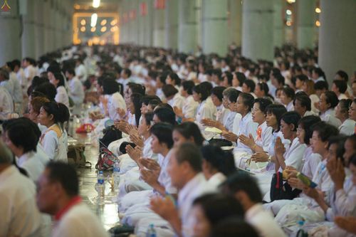ภาพ No.26241:ประมวลภาพพิธีทอดผ้าป่าธรรมชัยเพื่องานพระพุทธศาสนาทั่วไทย