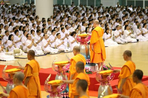 ภาพ No.26243:ประมวลภาพพิธีทอดผ้าป่าธรรมชัยเพื่องานพระพุทธศาสนาทั่วไทย