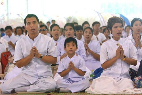 ภาพ No.26273:ประมวลภาพพิธีทอดผ้าป่าธรรมชัยเพื่องานพระพุทธศาสนาทั่วไทย