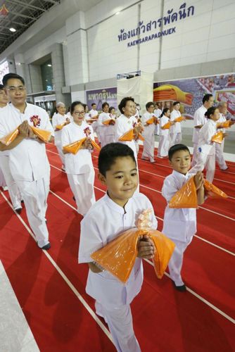 ภาพ No.26275:ประมวลภาพพิธีทอดผ้าป่าธรรมชัยเพื่องานพระพุทธศาสนาทั่วไทย