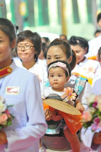 ภาพ No.26294:ประมวลภาพพิธีทอดผ้าป่าธรรมชัยเพื่องานพระพุทธศาสนาทั่วไทย