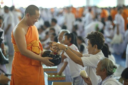 ภาพ No.26306:ประมวลภาพพิธีทอดผ้าป่าธรรมชัยเพื่องานพระพุทธศาสนาทั่วไทย