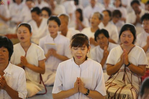 ภาพ No.26309:ประมวลภาพพิธีทอดผ้าป่าธรรมชัยเพื่องานพระพุทธศาสนาทั่วไทย