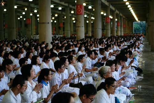 ภาพ No.26351:ประมวลภาพพิธีทอดผ้าป่าธรรมชัยเพื่องานพระพุทธศาสนาทั่วไทย