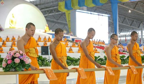 ภาพ No.26383:ประมวลภาพพิธีทอดผ้าป่าธรรมชัยเพื่องานพระพุทธศาสนาทั่วไทย