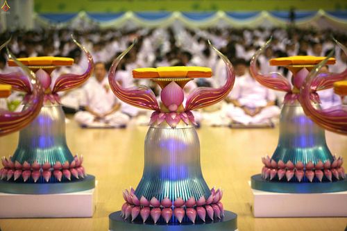 ภาพ No.26404:ประมวลภาพพิธีทอดผ้าป่าธรรมชัยเพื่องานพระพุทธศาสนาทั่วไทย