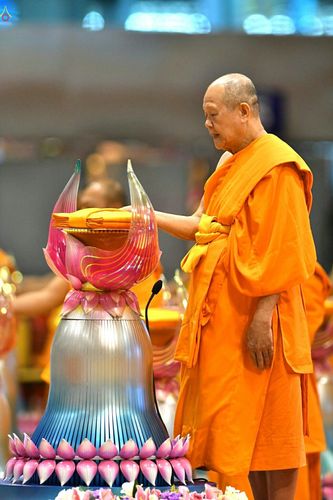 ภาพ No.26406:ประมวลภาพพิธีทอดผ้าป่าธรรมชัยเพื่องานพระพุทธศาสนาทั่วไทย