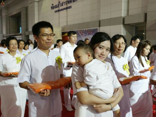 ภาพ No.26419:ประมวลภาพพิธีทอดผ้าป่าธรรมชัยเพื่องานพระพุทธศาสนาทั่วไทย