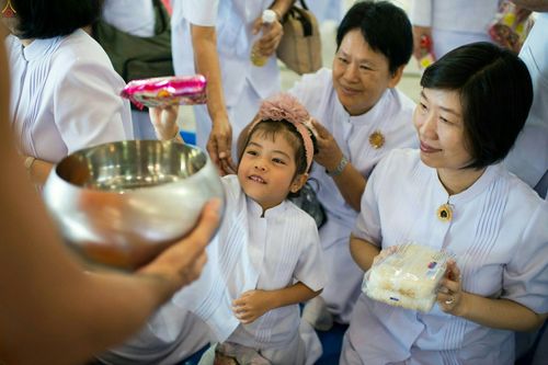 ภาพ No.26438:ประมวลภาพพิธีทอดผ้าป่าธรรมชัยเพื่องานพระพุทธศาสนาทั่วไทย