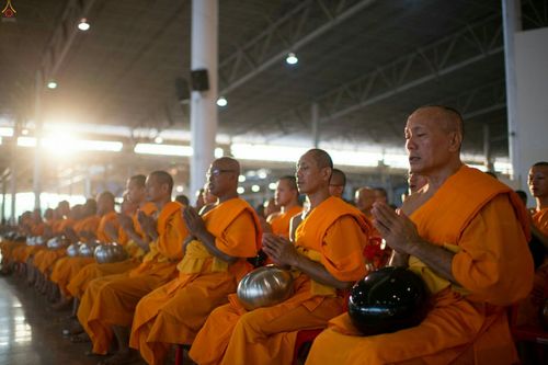 ภาพ No.26450:ประมวลภาพพิธีทอดผ้าป่าธรรมชัยเพื่องานพระพุทธศาสนาทั่วไทย