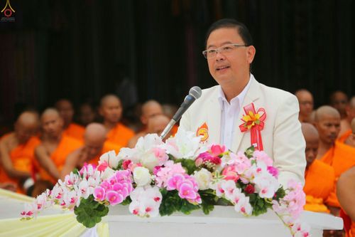 ภาพ No.26460:ตักบาตรพระ 309 รูป ตลาดโรงเกลือ (พระยาสมาน)