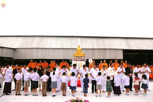 ภาพ No.26491:ตักบาตรพระ 309 รูป ตลาดโรงเกลือ (พระยาสมาน)