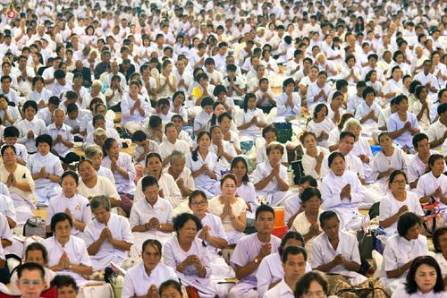 ภาพ No.26535:ประมวลภาพพิธีทอดกฐินวัดพระธรรมกาย ประจำปี พ.ศ. 2559