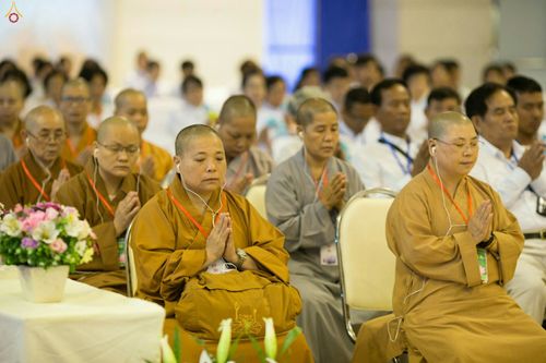 ภาพ No.26538:ประมวลภาพพิธีทอดกฐินวัดพระธรรมกาย ประจำปี พ.ศ. 2559