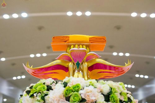 ภาพ No.26542:ประมวลภาพพิธีทอดกฐินวัดพระธรรมกาย ประจำปี พ.ศ. 2559