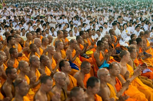ภาพ No.26549:ประมวลภาพพิธีทอดกฐินวัดพระธรรมกาย ประจำปี พ.ศ. 2559