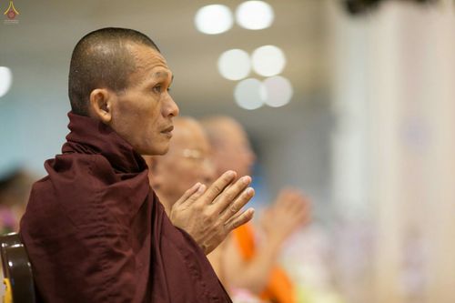 ภาพ No.26556:ประมวลภาพพิธีทอดกฐินวัดพระธรรมกาย ประจำปี พ.ศ. 2559