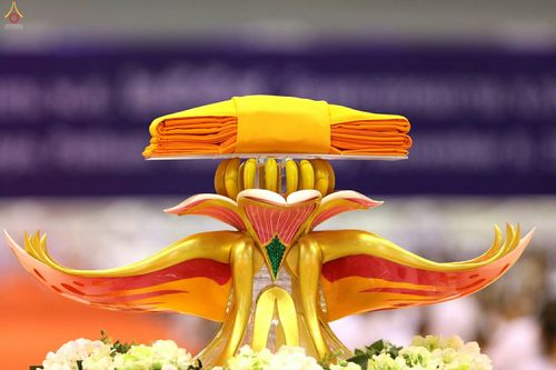 ภาพ No.26560:ประมวลภาพพิธีทอดกฐินวัดพระธรรมกาย ประจำปี พ.ศ. 2559