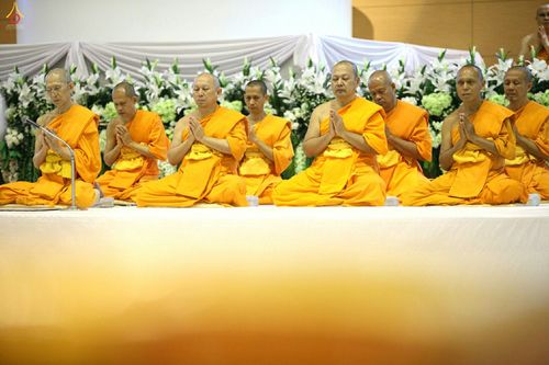 ภาพ No.26566:ประมวลภาพพิธีทอดกฐินวัดพระธรรมกาย ประจำปี พ.ศ. 2559