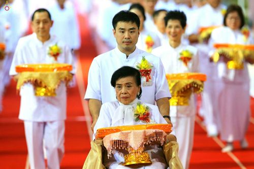 ภาพ No.26639:ประมวลภาพพิธีทอดกฐินวัดพระธรรมกาย ประจำปี พ.ศ. 2559