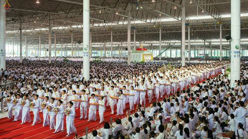 ภาพ No.26641:ประมวลภาพพิธีทอดกฐินวัดพระธรรมกาย ประจำปี พ.ศ. 2559