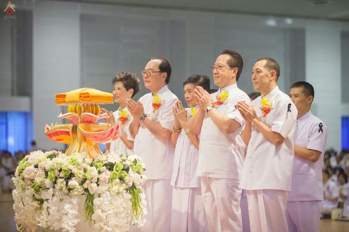 ภาพ No.26648:ประมวลภาพพิธีทอดกฐินวัดพระธรรมกาย ประจำปี พ.ศ. 2559