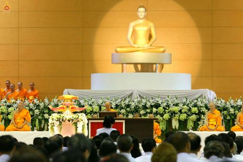 ภาพ No.26652:ประมวลภาพพิธีทอดกฐินวัดพระธรรมกาย ประจำปี พ.ศ. 2559