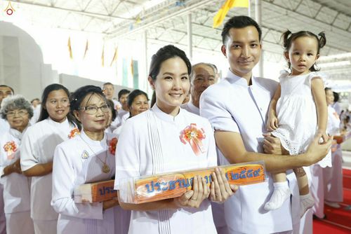 ภาพ No.26653:ประมวลภาพพิธีทอดกฐินวัดพระธรรมกาย ประจำปี พ.ศ. 2559