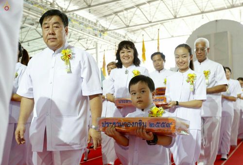 ภาพ No.26656:ประมวลภาพพิธีทอดกฐินวัดพระธรรมกาย ประจำปี พ.ศ. 2559