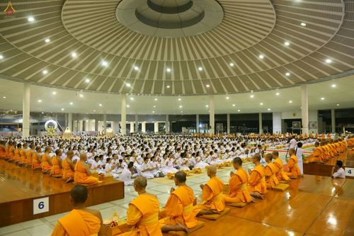 ภาพ No.26681:พิธีมุทิตาพระมหาเถระและพระเถระ ณ วัดพระธรรมกาย วันอาทิตย์ที่ 6 พ.ย. 2559