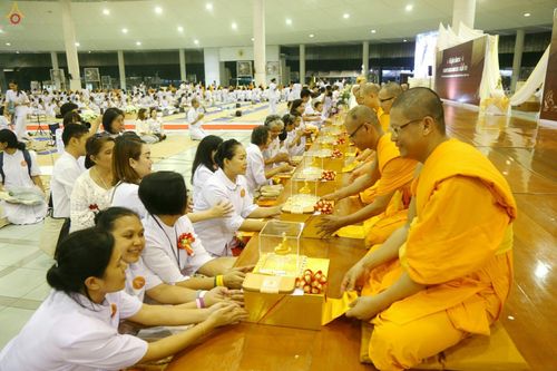 ภาพ No.26688:พิธีมุทิตาพระมหาเถระและพระเถระ ณ วัดพระธรรมกาย วันอาทิตย์ที่ 6 พ.ย. 2559