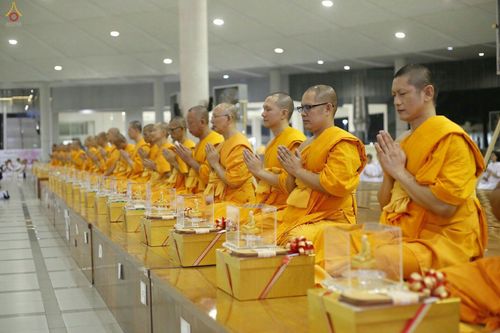 ภาพ No.26691:พิธีมุทิตาพระมหาเถระและพระเถระ ณ วัดพระธรรมกาย วันอาทิตย์ที่ 6 พ.ย. 2559