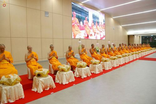 ภาพ No.26695:พิธีมุทิตาพระมหาเถระและพระเถระ ณ วัดพระธรรมกาย วันอาทิตย์ที่ 6 พ.ย. 2559