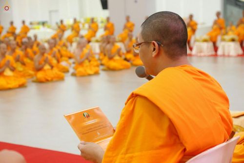 ภาพ No.26723:พิธีมุทิตาพระมหาเถระและพระเถระ ณ วัดพระธรรมกาย วันอาทิตย์ที่ 6 พ.ย. 2559