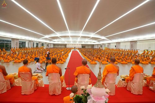 ภาพ No.26699:พิธีมุทิตาพระมหาเถระและพระเถระ ณ วัดพระธรรมกาย วันอาทิตย์ที่ 6 พ.ย. 2559