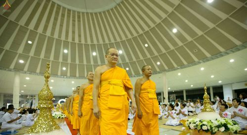 ภาพ No.26733:พิธีมุทิตาพระมหาเถระและพระเถระ ณ วัดพระธรรมกาย วันอาทิตย์ที่ 6 พ.ย. 2559