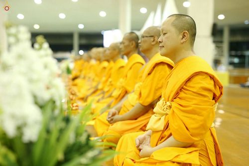 ภาพ No.26745:พิธีมุทิตาพระมหาเถระและพระเถระ ณ วัดพระธรรมกาย วันอาทิตย์ที่ 6 พ.ย. 2559