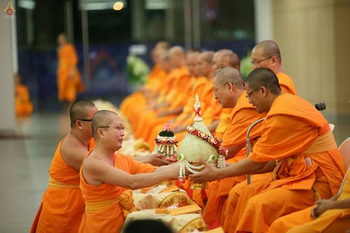 ภาพ No.26746:พิธีมุทิตาพระมหาเถระและพระเถระ ณ วัดพระธรรมกาย วันอาทิตย์ที่ 6 พ.ย. 2559