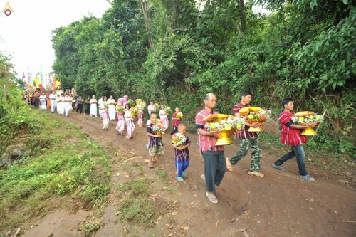 ภาพ No.26943:กฐินธรรมชัยสำนักสงฆ์ทียาเพอ ต.สบเมย อ.สบเมย จ.แม่ฮ่องสอน