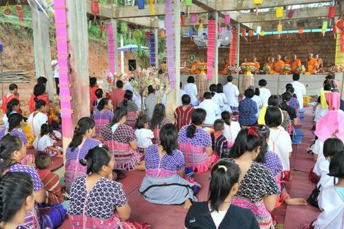 ภาพ No.26948:กฐินธรรมชัยสำนักสงฆ์ทียาเพอ ต.สบเมย อ.สบเมย จ.แม่ฮ่องสอน