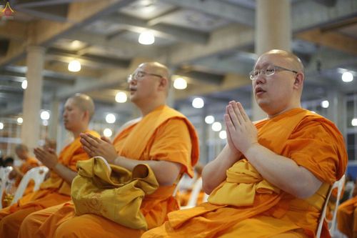 ภาพ No.26756:บุญใหญ่ วันลอยกระทง 2559