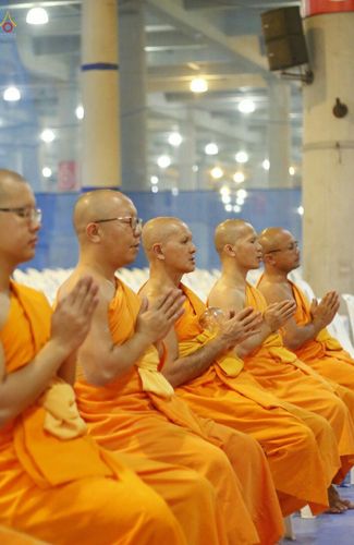 ภาพ No.26779:บุญใหญ่ วันลอยกระทง 2559