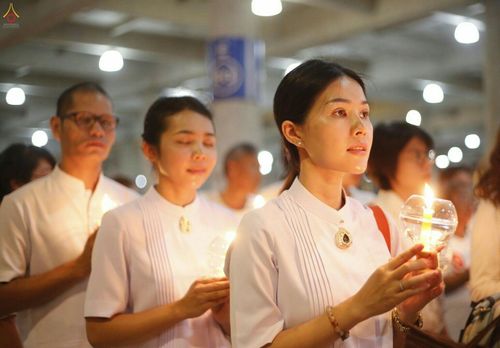 ภาพ No.26793:บุญใหญ่ วันลอยกระทง 2559