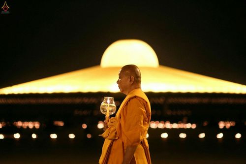 ภาพ No.26824:บุญใหญ่ วันลอยกระทง 2559