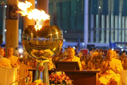 ภาพ No.26865:บุญใหญ่ วันลอยกระทง 2559